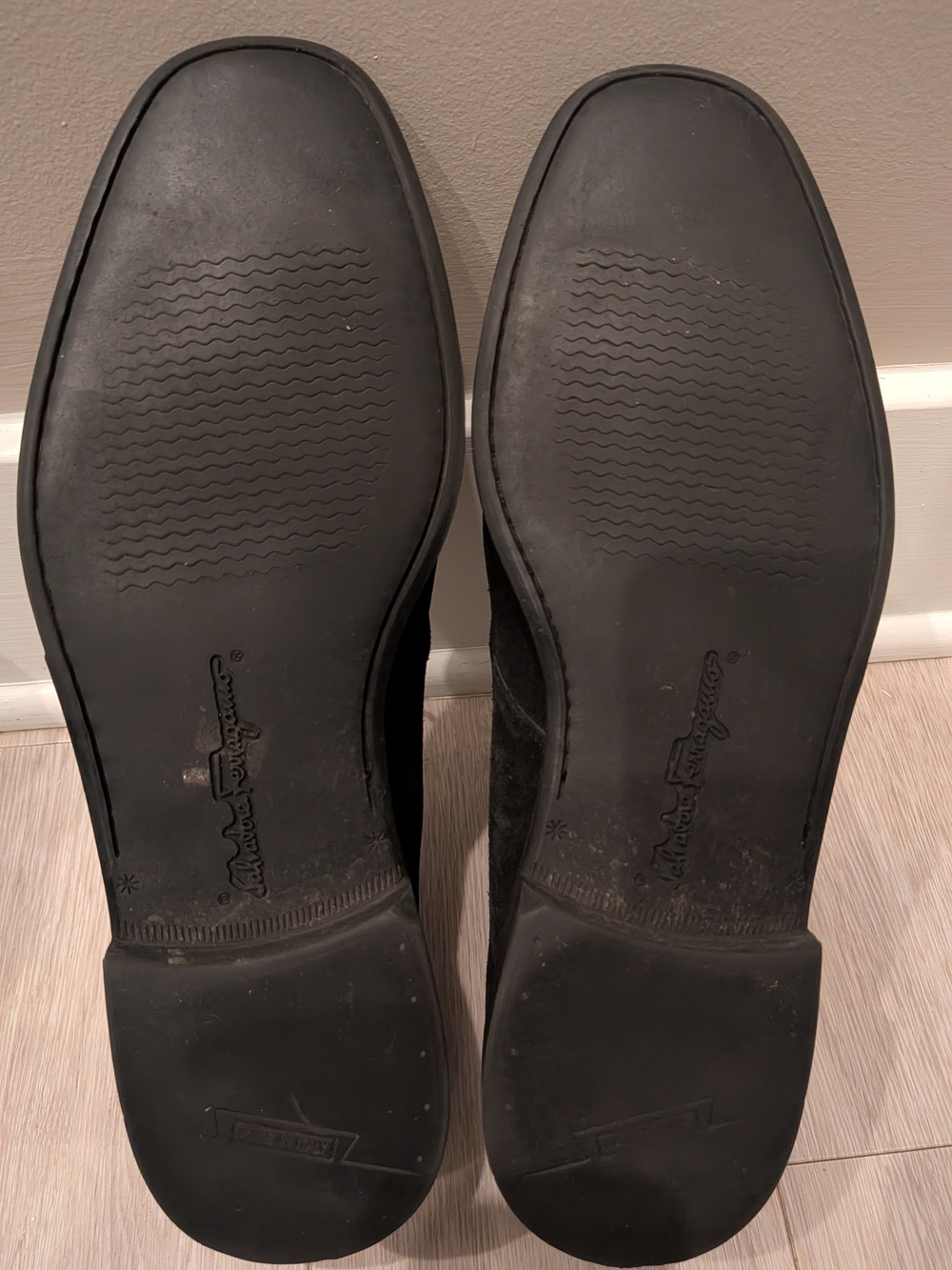 Salvatore Ferragamo Studio Black Suede Chukka Boots Size 10 D Italy GUC - Picture 4 of 6